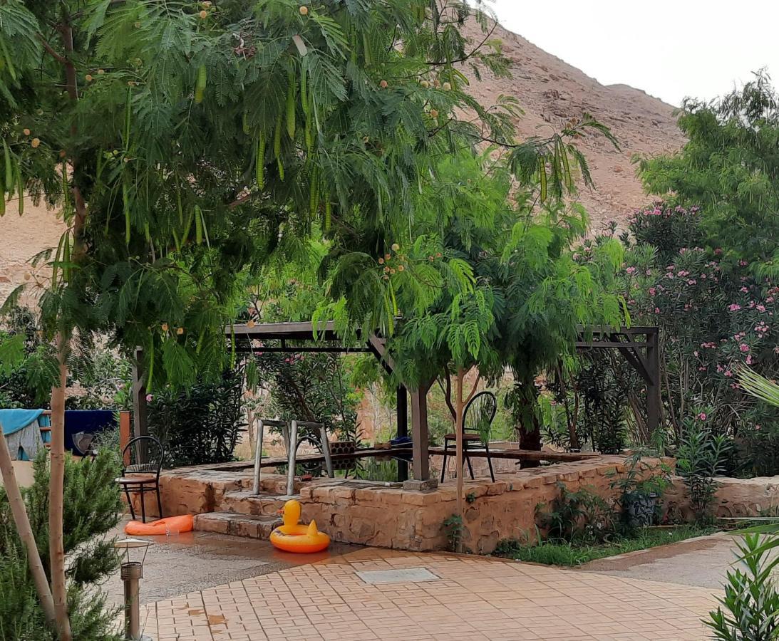 Afra Hot Springs Chalets At-Tafilah Exterior foto